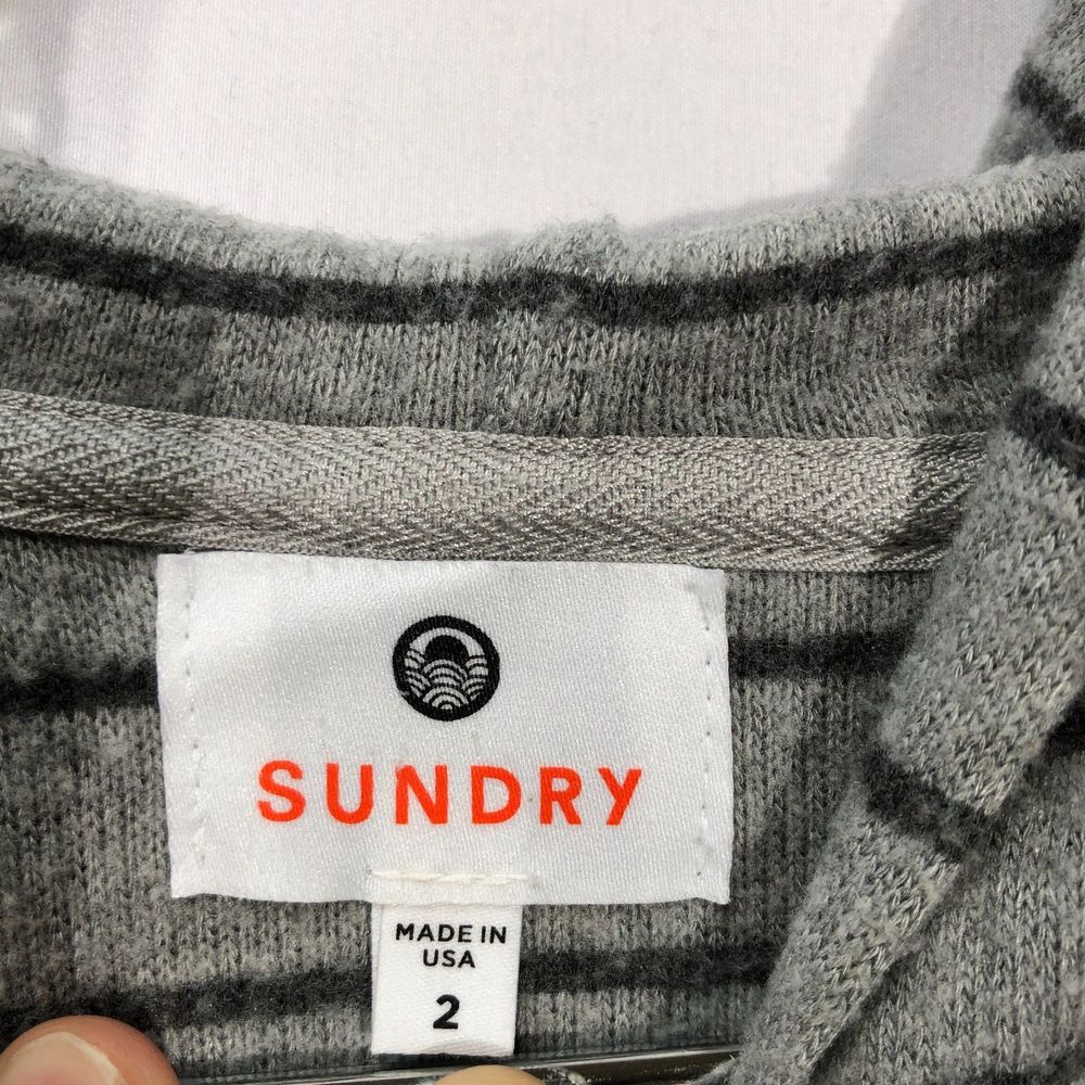 Sundry Gray Stripped Full Zip Hoodie w Kangaroo Pockets Medium - Picture 4 of 9